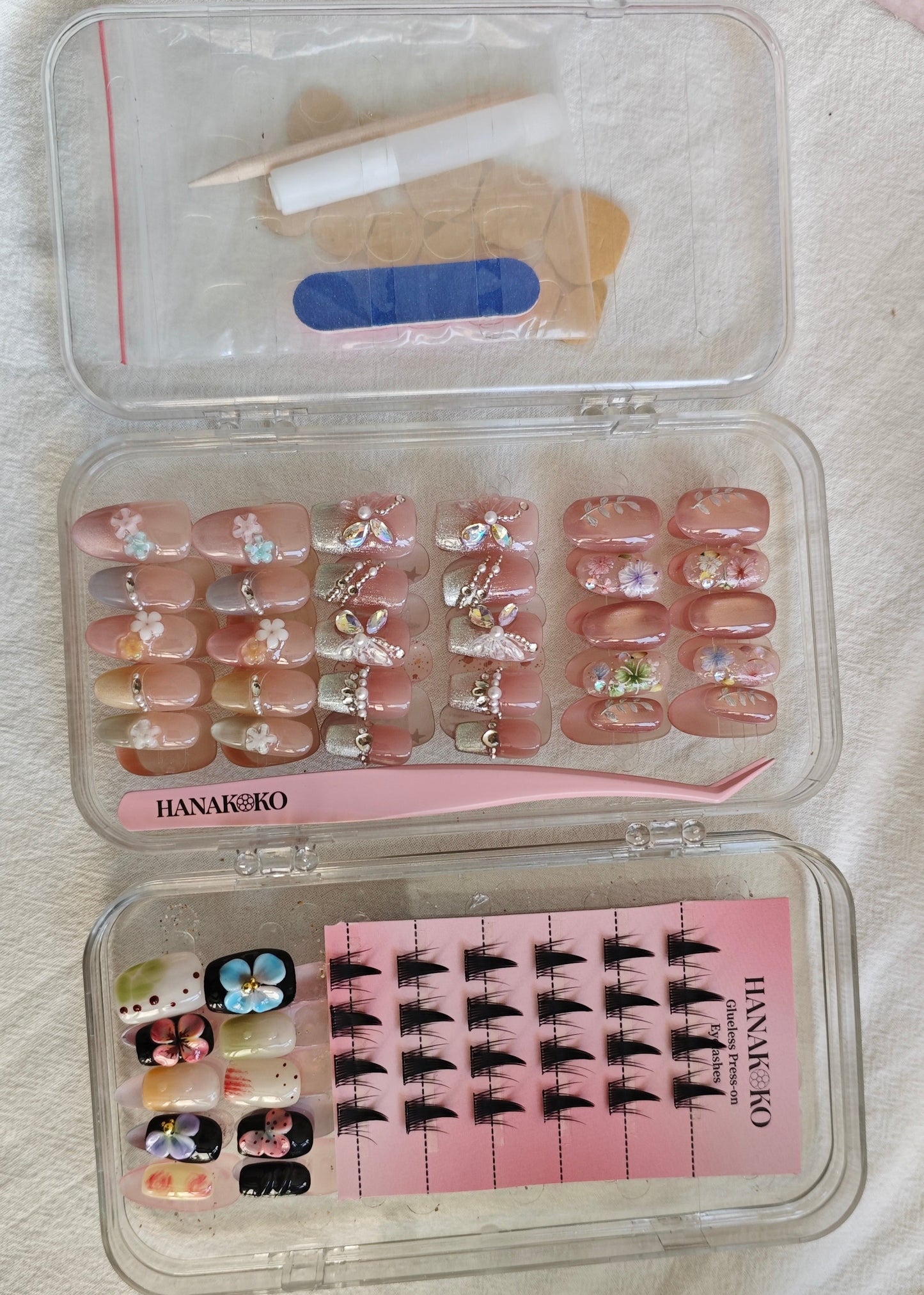 3-Fold Nail & Lash Storage Box – Portable Travel Organizer for Nails, Lashes & Beauty Accessories